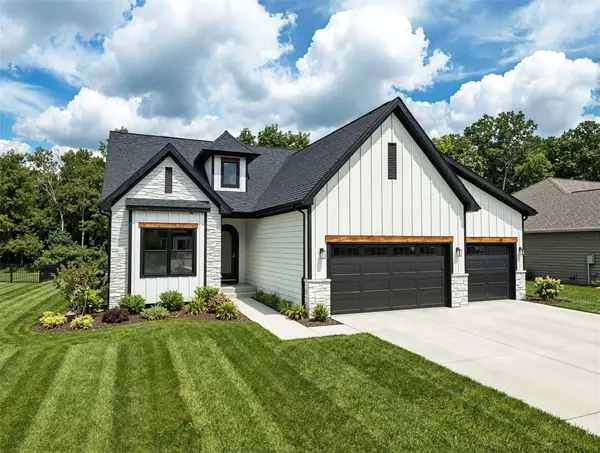 8182 Edgewood Court, West Des Moines, IA 50266