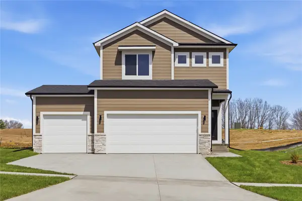 1488 S 91st Street, West Des Moines, IA 50266