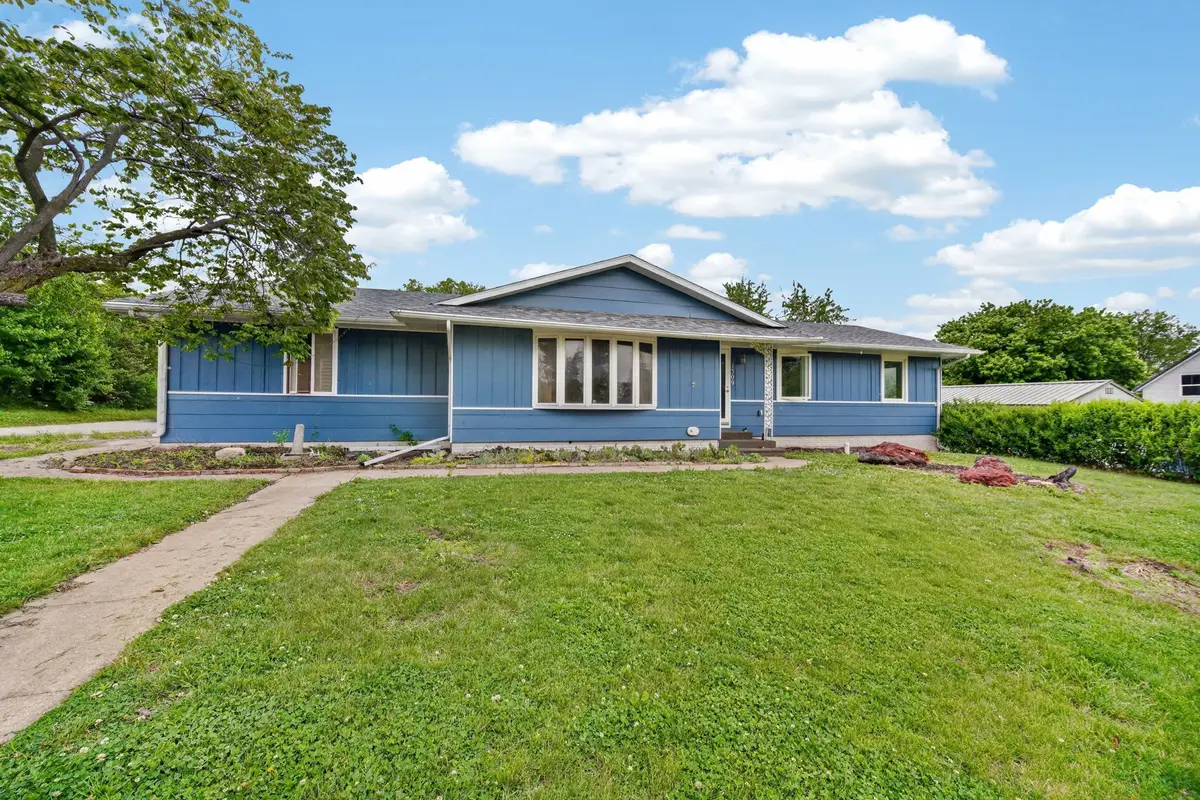 1309 Ashland Avenue, Chariton, IA 50049 - #1