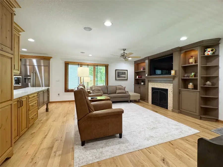 511 58th Court, West Des Moines, IA 50266 - #3