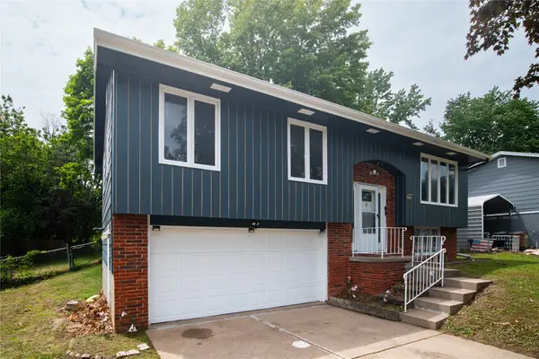 320 34th Street, West Des Moines, IA 50265