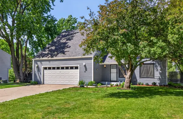 5358 NW 91st Court, Johnston, IA 50131