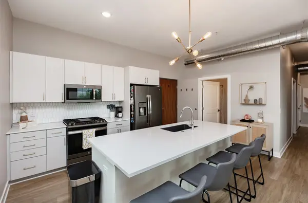 400 SW 7th Street #301, Des Moines, IA 50309