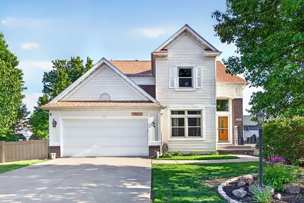 7422 Dakota Circle, West Des Moines, IA 50266