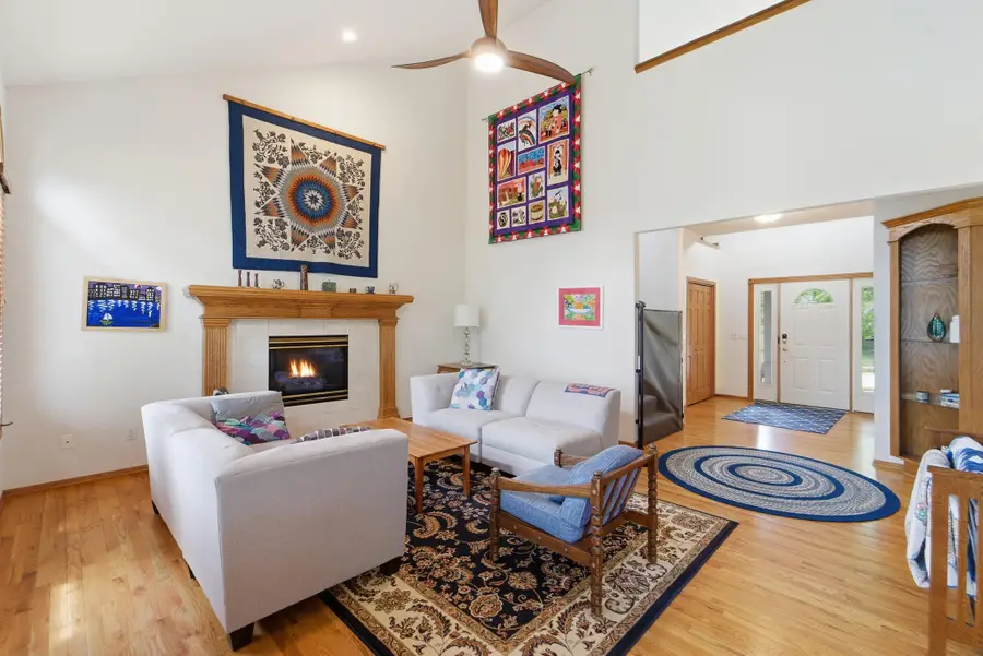 5512 Garrison Court, Johnston, IA 50131 - #3