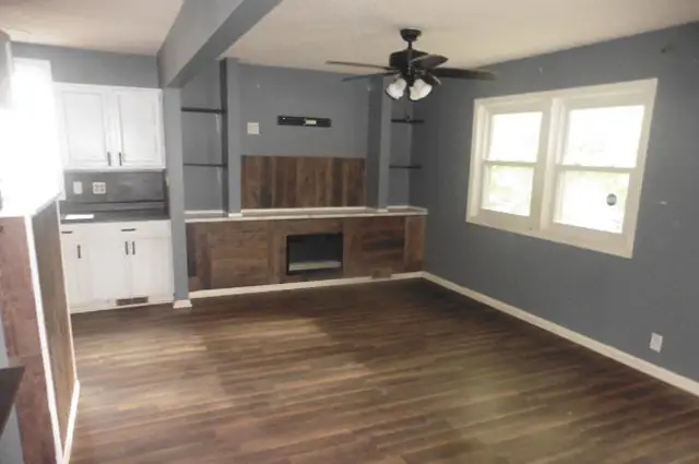 4905 SW 6th Street, Des Moines, IA 50315 - #2