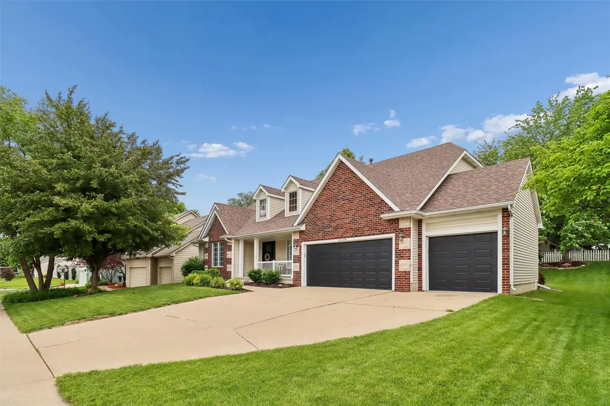 5518 Ponderosa Drive, West Des Moines, IA 50266 - #1