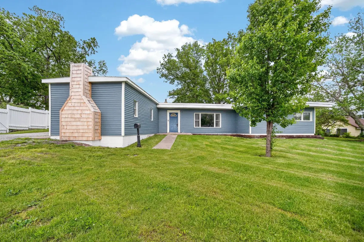 218 16 St N Street, Chariton, IA 50049 - #1