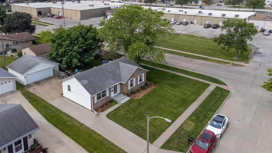 201 NE 7th Street, Ankeny, IA 50021 - #2