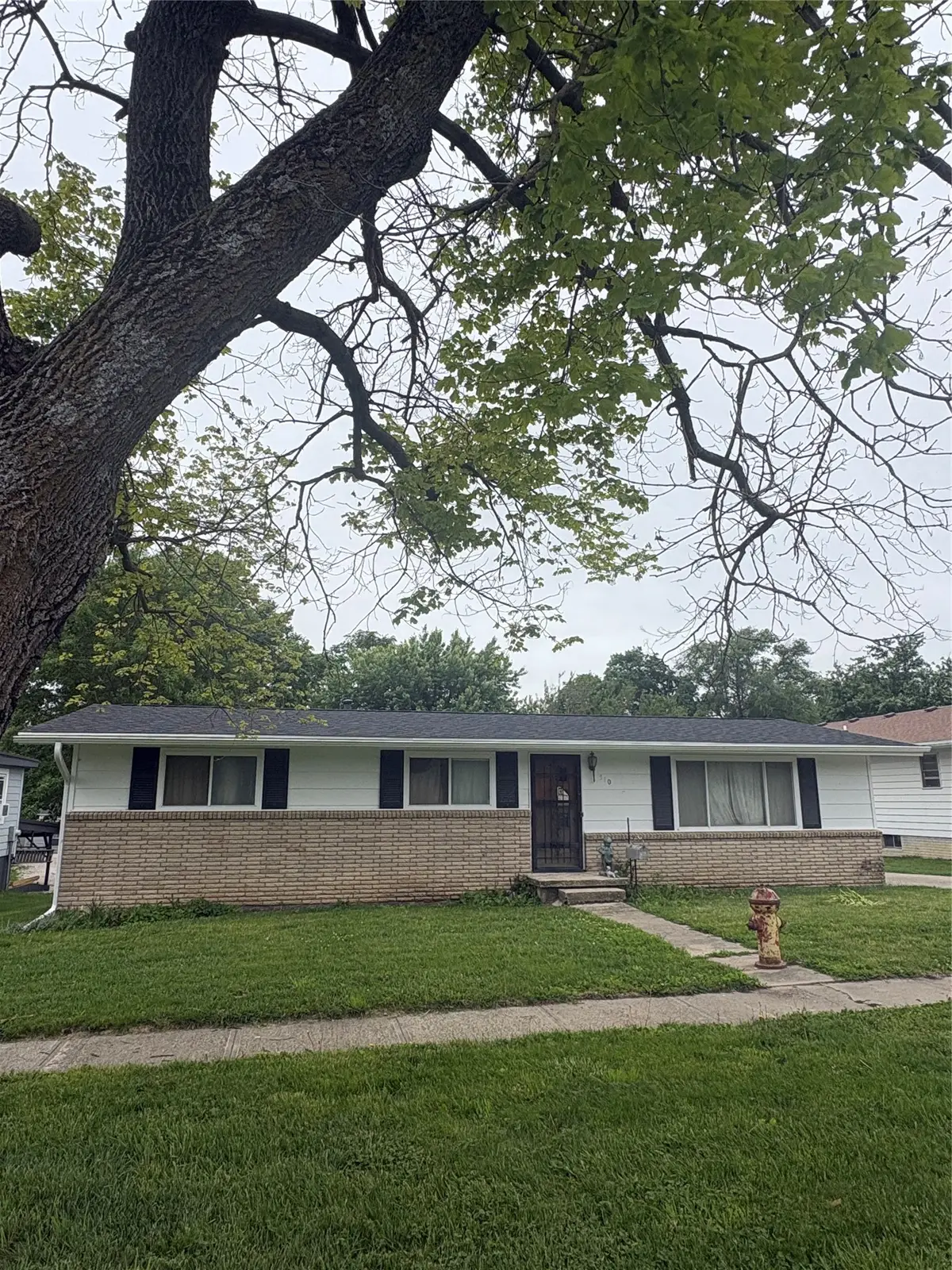 510 E Court Avenue, Winterset, IA 50273 - #1