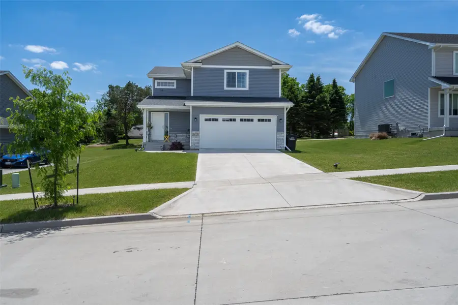 5623 Leyden Avenue, Des Moines, IA 50317 - #2