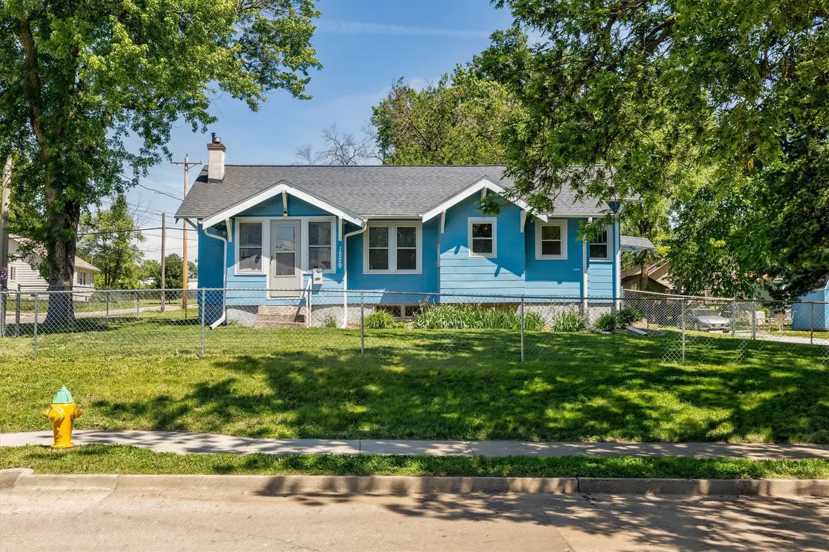 1229 Geil Avenue, Des Moines, IA 50315 - #1