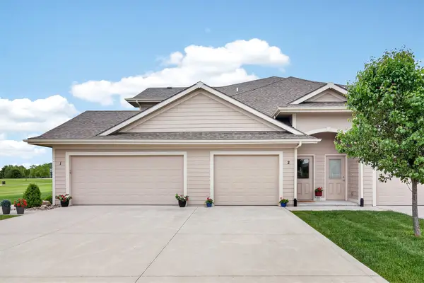2511 NE Oak Drive #2, Ankeny, IA 50021