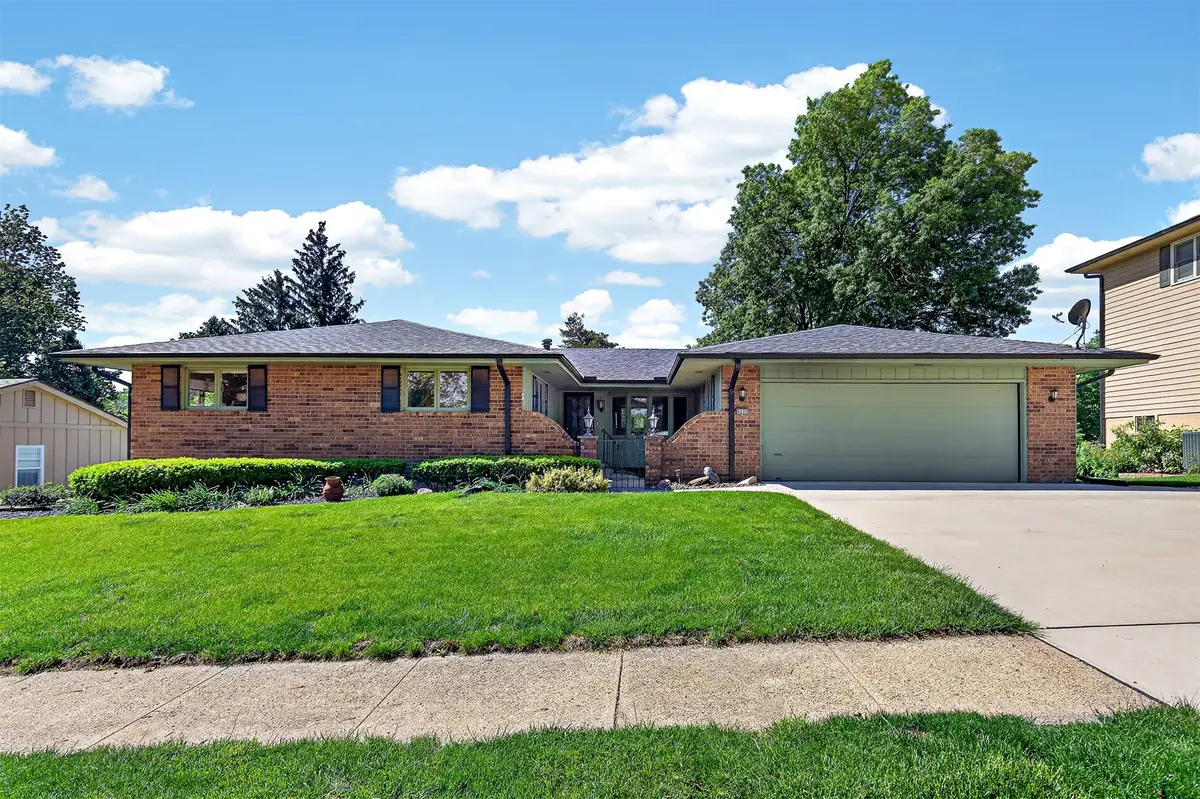 9890 Clark Street, Clive, IA 50325 - #1