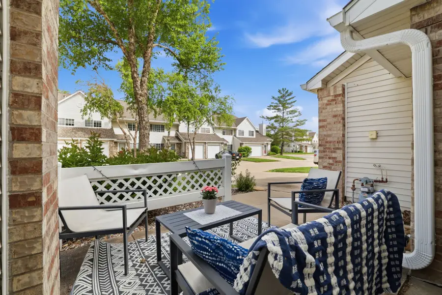 150 S Prairie View Drive #803, West Des Moines, IA 50266 - #2