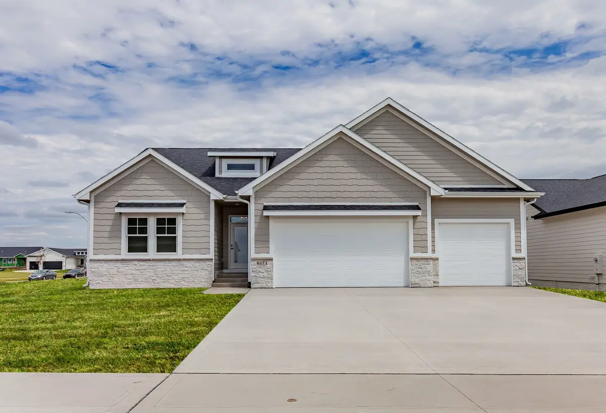 4671 180th Street, Waukee, IA 50263 - #1