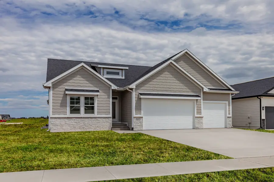 4671 180th Street, Waukee, IA 50263 - #2