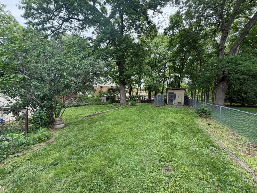 2317 33rd Street, Des Moines, IA 50310 - #3