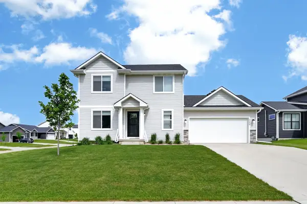 2508 SE Integra Avenue, West Des Moines, IA 50265