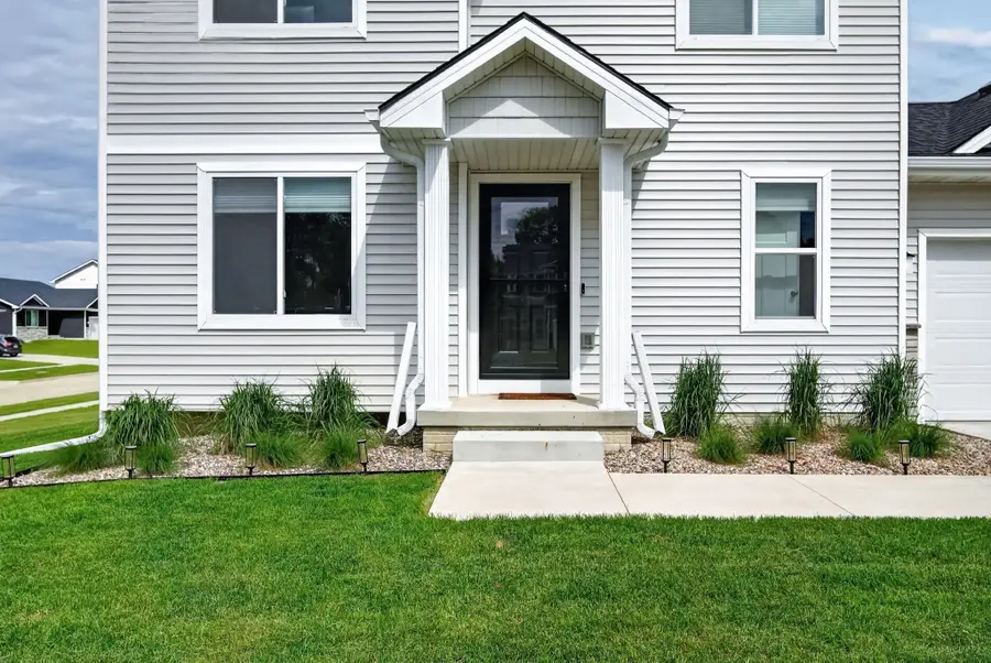 2508 SE Integra Avenue, West Des Moines, IA 50265 - #3