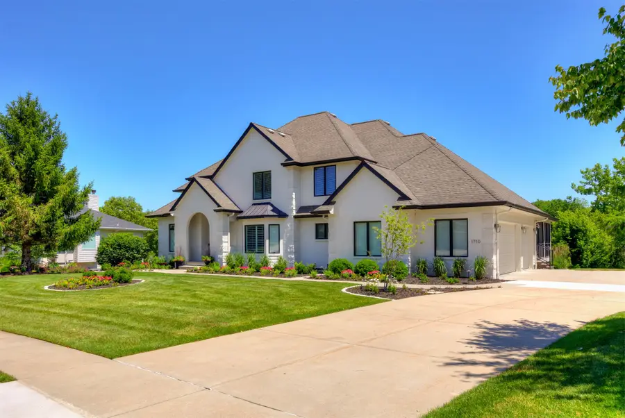 1710 S 49th Street, West Des Moines, IA 50265 - #2