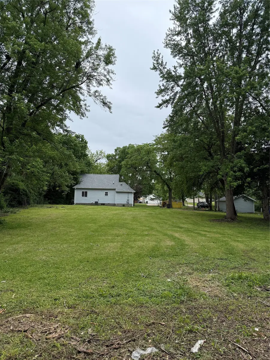840 E Ovid Avenue, Des Moines, IA 50316 - #3