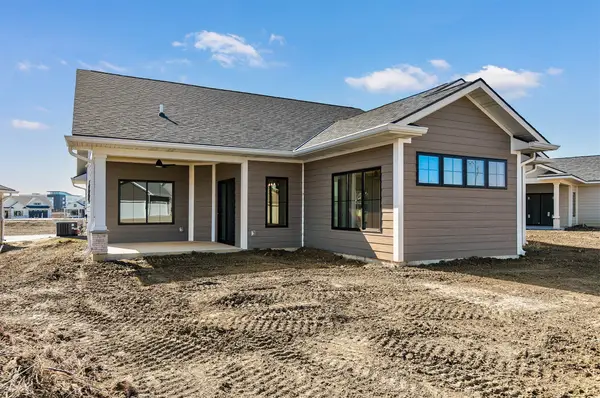 2525 SE Vintage Lane, Waukee, IA 50263