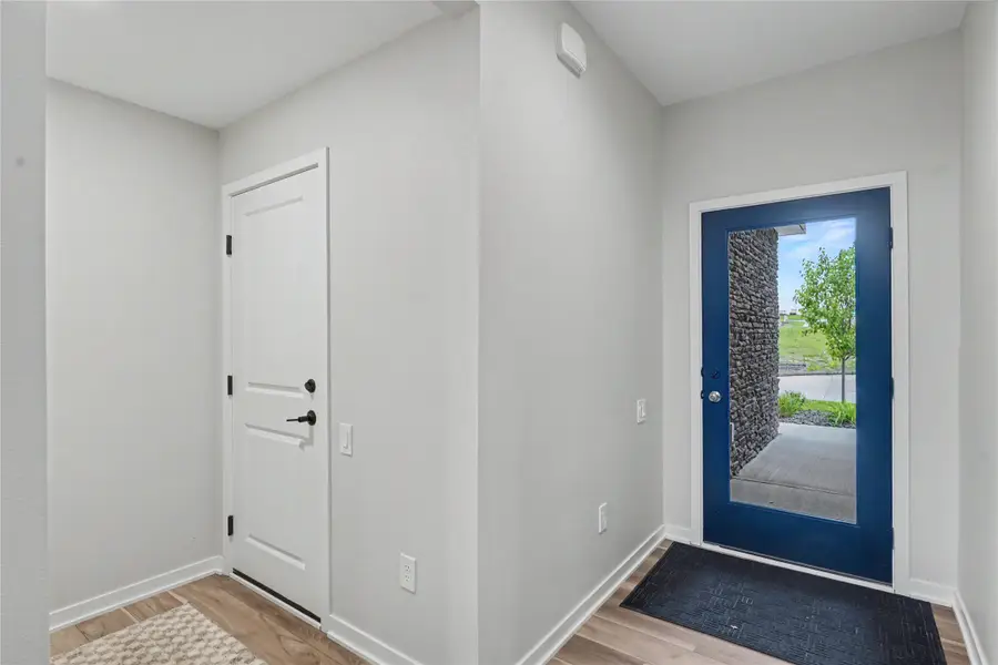 2712 Fleur Drive, Des Moines, IA 50321 - #2