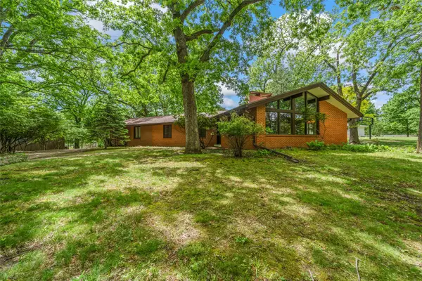 433 Westwood Drive, Ames, IA 50014