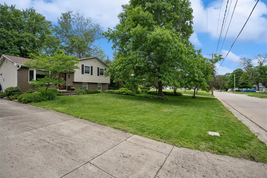 4134 51st Street, Des Moines, IA 50310 - #2