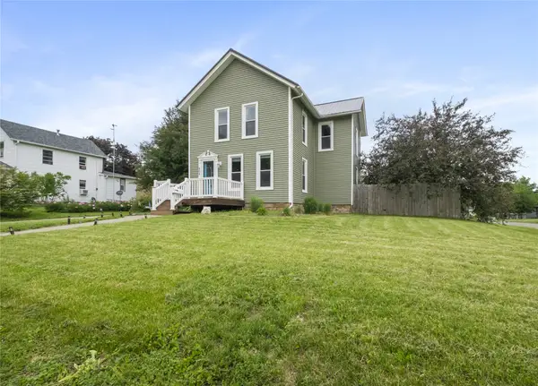 804 Summer Street, Grinnell, IA 50112