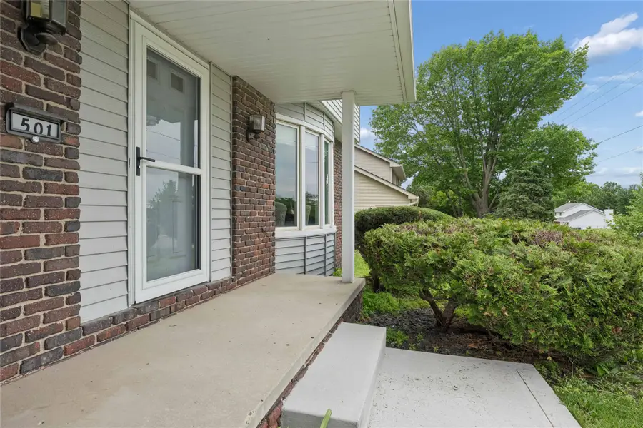 501 39th Street, West Des Moines, IA 50265 - #3