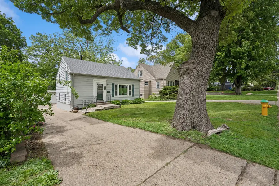 1116 58th Street, Des Moines, IA 50311 - #3