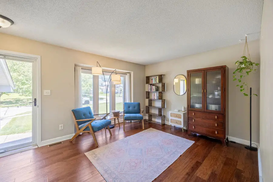 4605 70th Place, Urbandale, IA 50322 - #2