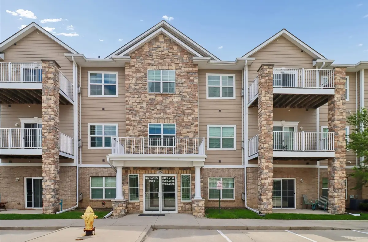 8350 Ep True Parkway #2201, West Des Moines, IA 50266 - #1
