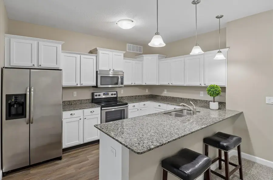 8350 Ep True Parkway #2201, West Des Moines, IA 50266 - #3