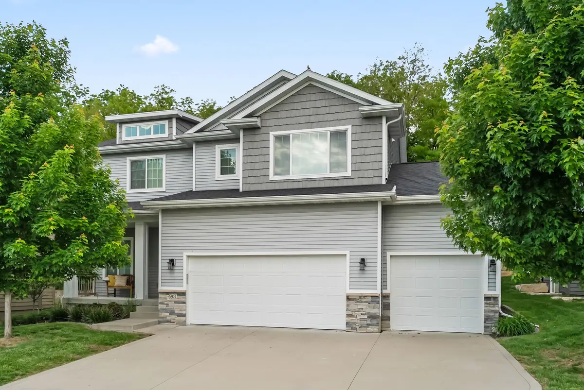 901 S 93rd Street, West Des Moines, IA 50266 - #1
