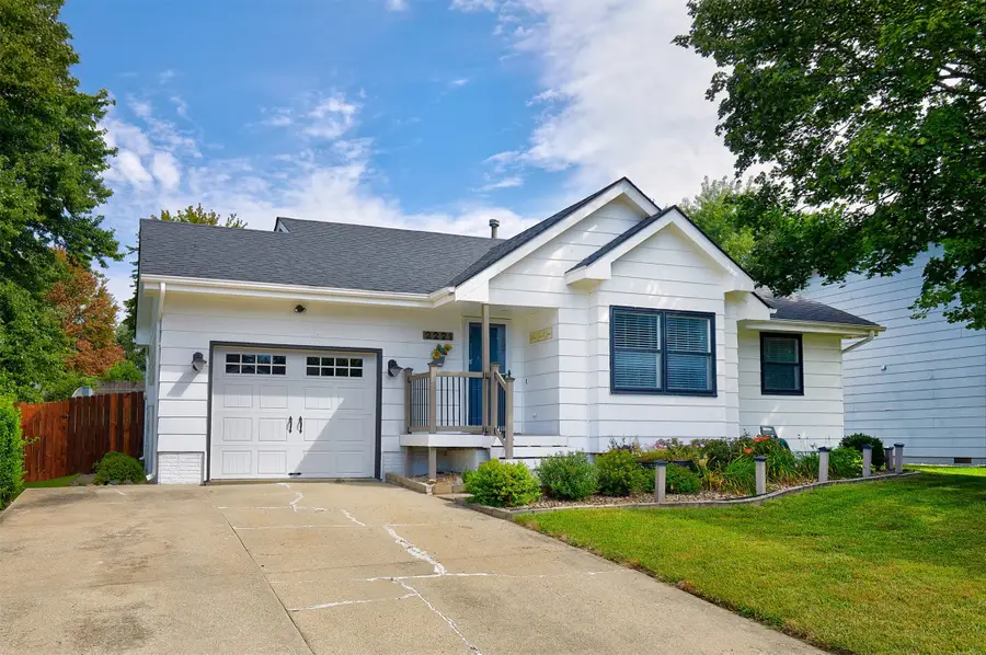 2221 Swan Drive, Norwalk, IA 50211 - #2