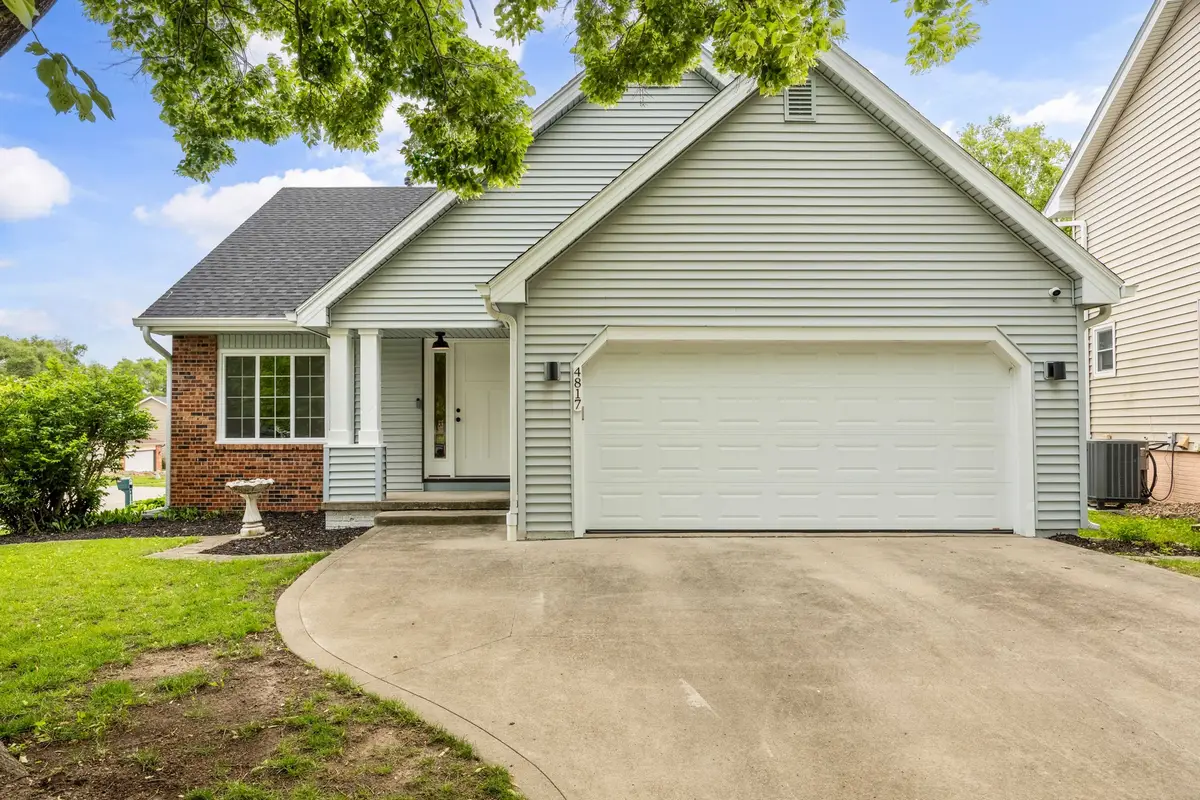 4817 68th Street, Urbandale, IA 50322 - #1