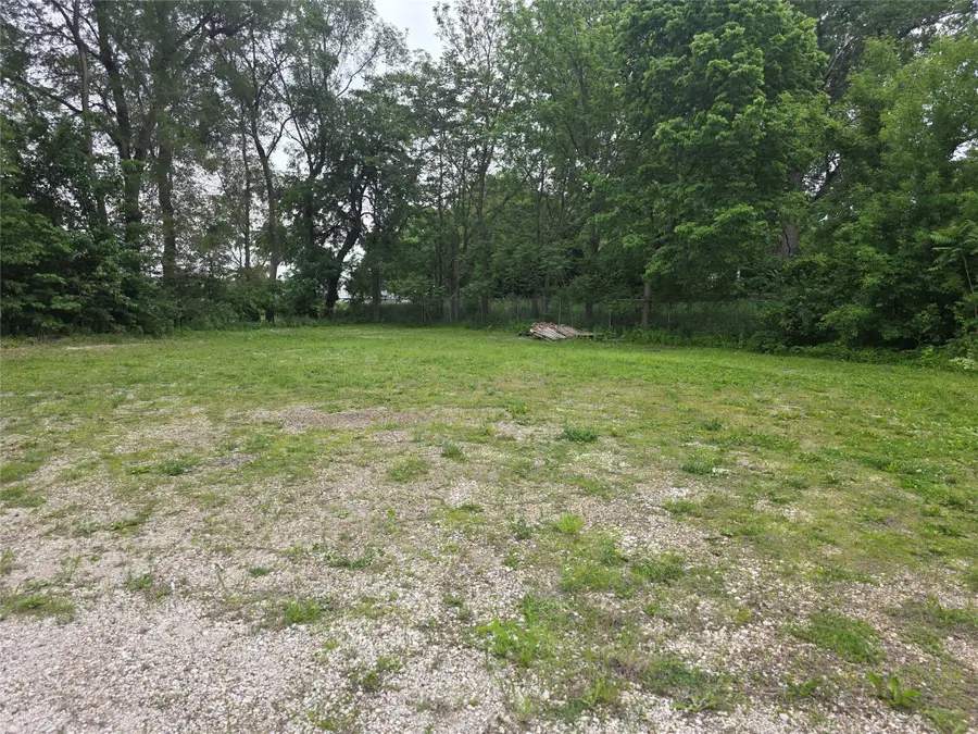 30 NW 47th Place, Des Moines, IA 50313 - #2