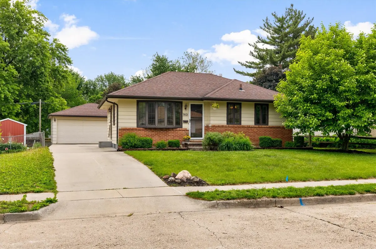 3021 Roblang Court, Des Moines, IA 50317 - #1