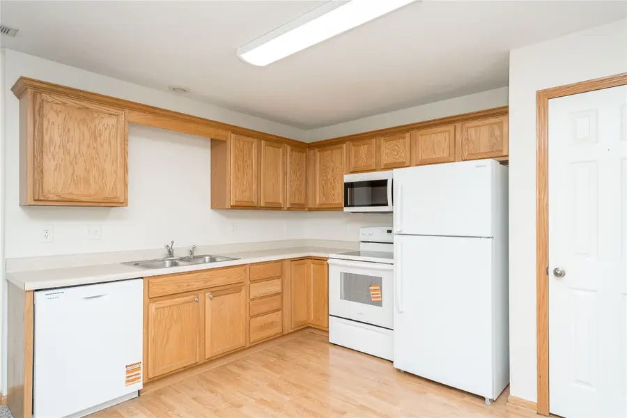 1243 SE Village View Lane, Ankeny, IA 50021 - #2