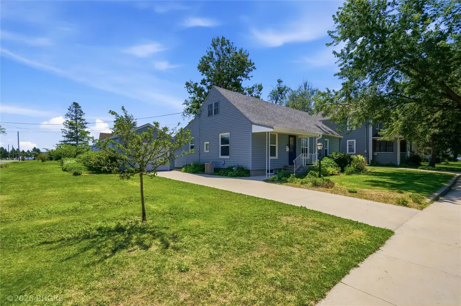 1132 Ann Street, Grinnell, IA 50112 - #3