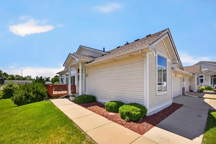 2316 Valley Ridge Place, West Des Moines, IA 50265 - #2