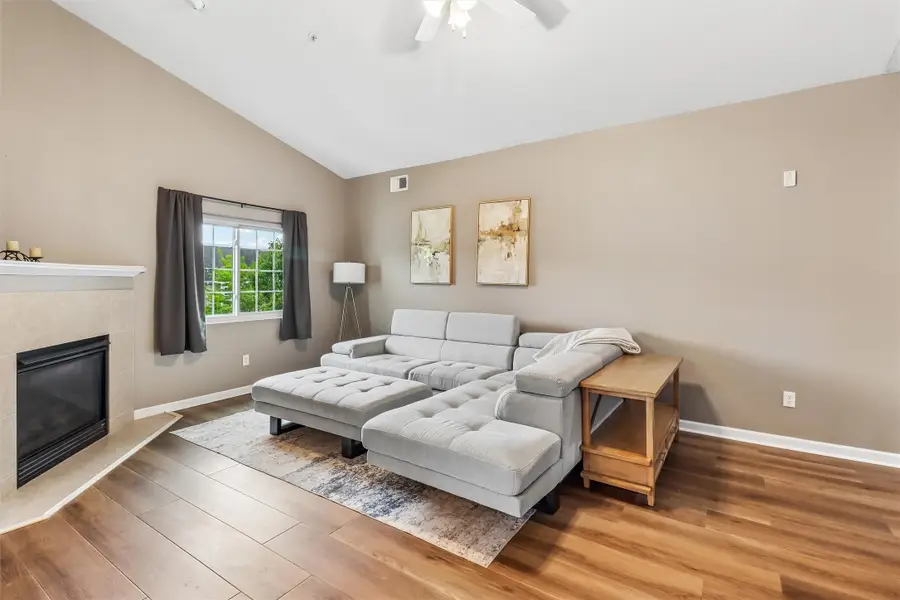 6255 Beechtree Drive #1302, West Des Moines, IA 50266 - #2