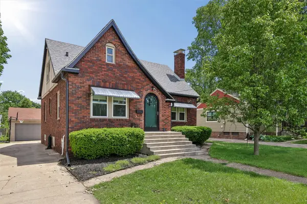 1825 48th Street, Des Moines, IA 50310
