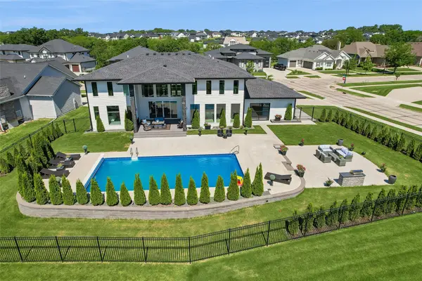 17466 Berkshire Parkway, Clive, IA 50325