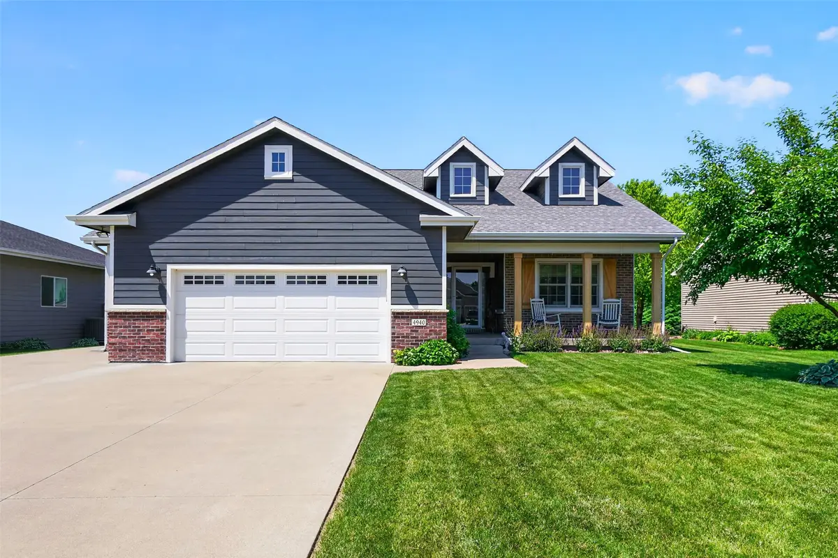4940 Andrews Place, Pleasant Hill, IA 50327 - #1