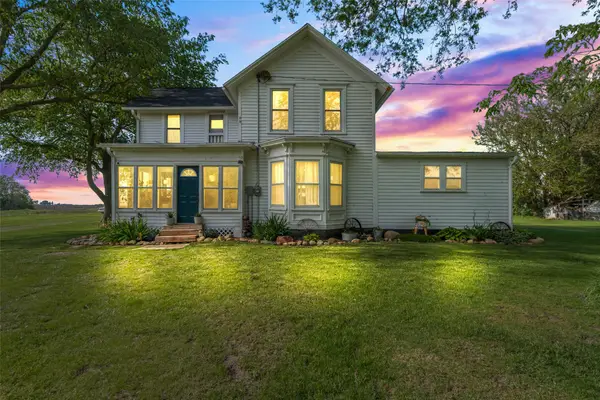 15148 Highway F17 E, Grinnell, IA 50112