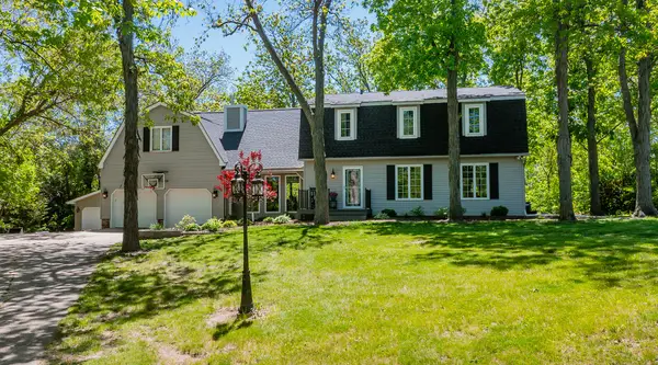 33080 Fox Creek Drive, Waukee, IA 50263